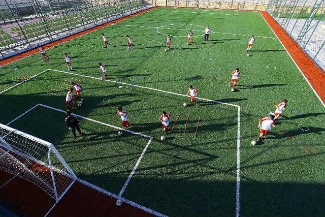 Sevindik Vadi Parkı&rsquo;na Vatandaşlardan Yoğun İlgi 1