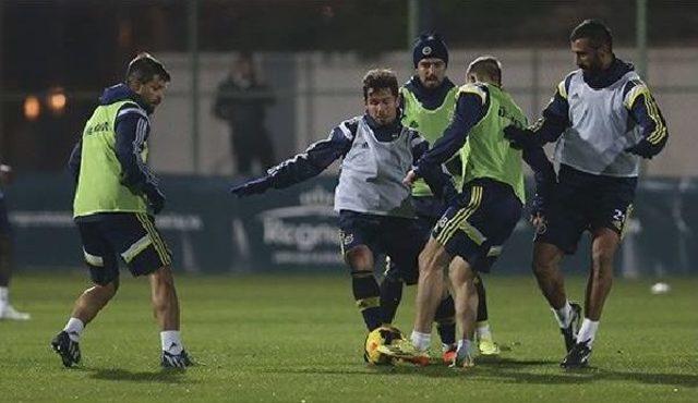 Fenerbahçe, Belek Kampındaki Ilk Çalışmasını Yaptı