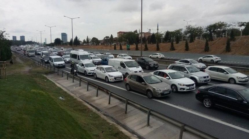 Fsm K&ouml;pr&uuml;s&uuml; Girişinde Trafik Yoğunluğu