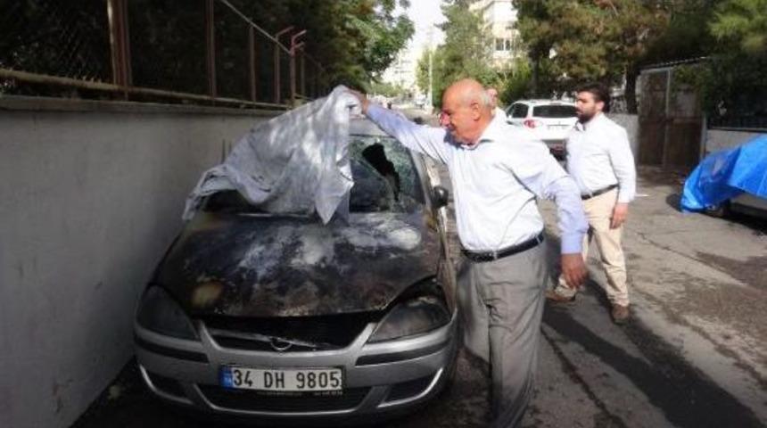 Şanlıurfa'da 4 Otomobil Kundaklandı