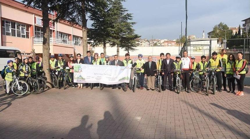 Başkan Yağcı &Ccedil;ocuklarla Bir Araya Geldi