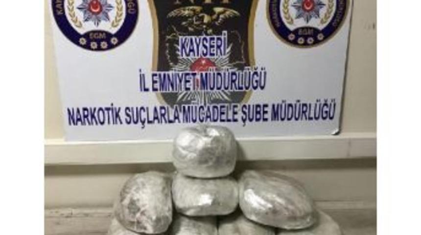Kayseri'de 10 Kilo Esrar Ele Ge&ccedil;irildi