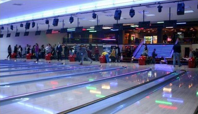 Stresten Kurtulmanın Yolu Bowling…