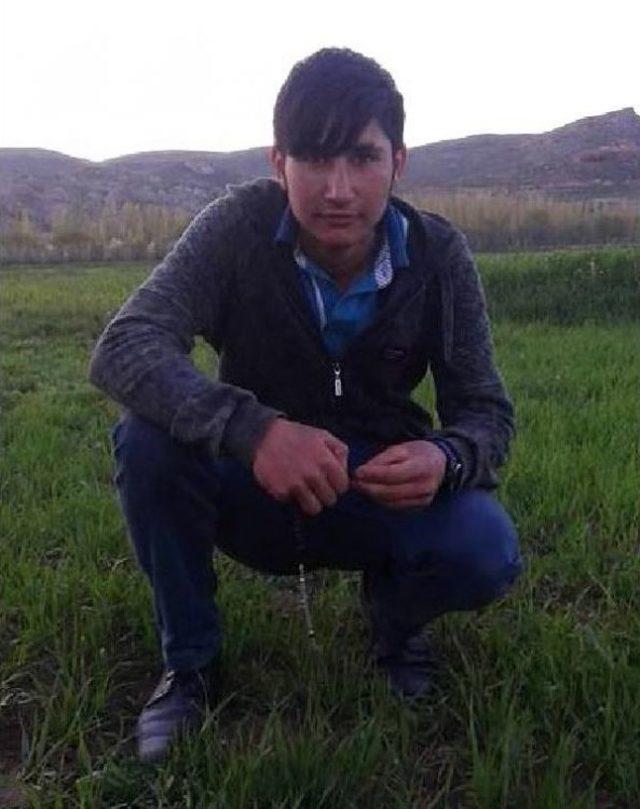 19 Yaşındaki Gencin Ş&uuml;pheli &Ouml;l&uuml;m&uuml; 2