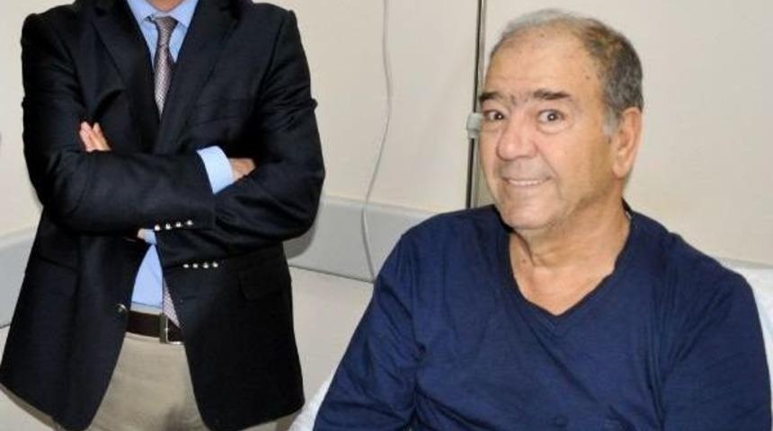 'YAPAY AKCİĞER' TAKILAN HASTA YAŞAMA D&Ouml;ND&Uuml;