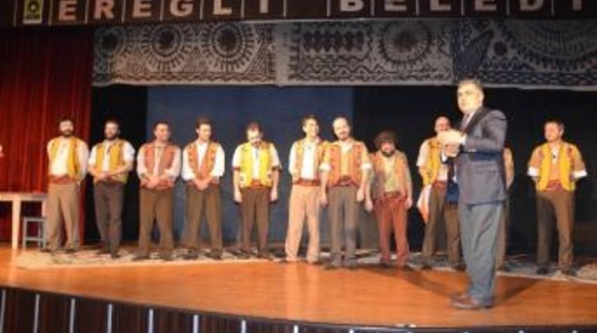 Ereğli&rsquo;de Misafir Oyunu Sahnelendi