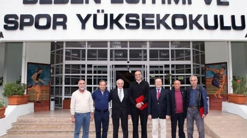 Çocuk Atletizmi Semineri Çukurova Üniversitesi’nde Yapıldı