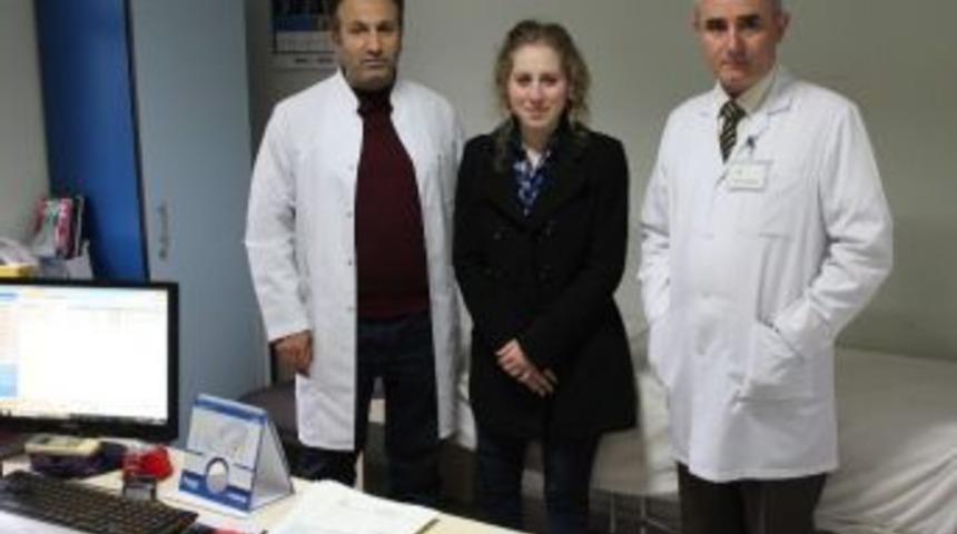 Doğuştan Bir Bacağı 6 Santim Kısa Olan Genç Kızın Bacağı Diğeriyle Eşit Hale Getirildi