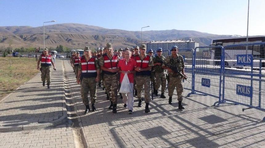 Erzincan&rsquo;daki Fet&ouml;/pdy Davası Başladı