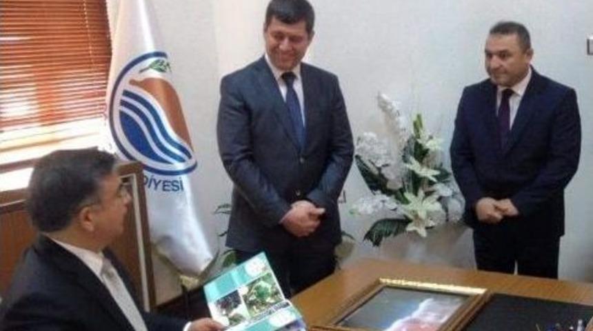 Bakan Yılmaz, G&ouml;me&ccedil; Belediyesi&rsquo;ni Ziyaret Etti