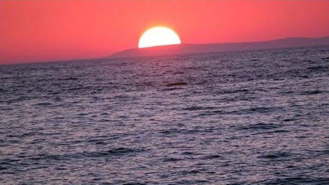 Seyrine Doyulmayan G&uuml;n Batımı Manzarası 2