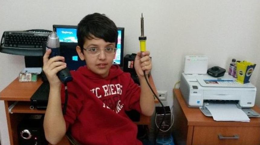 14 Yaşında Elektronik Uzmanı