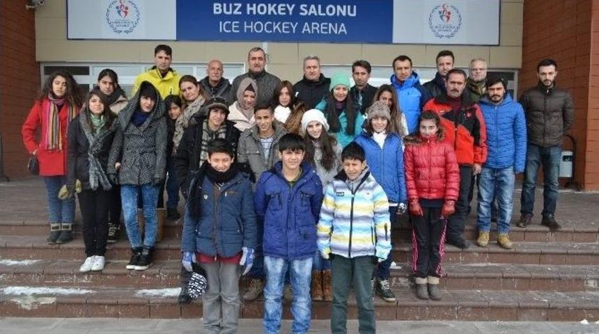 Buzda Yeşeren Hayatlar