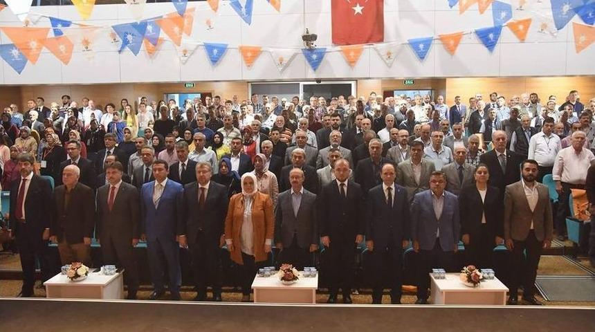 Başkan Yağcı, Boz&uuml;y&uuml;k Ak Parti İl&ccedil;e Teşkilatı 6&rsquo;ncı Kongresi&rsquo;ne Katıldı