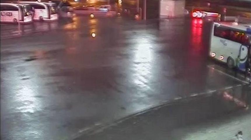 Otob&uuml;s &Ouml;l&uuml;m Yoluna B&ouml;yle Gitti