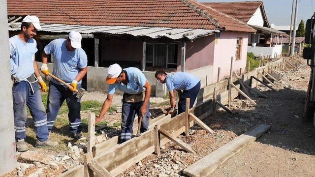 Başiskele’de Yol Çalışmaları Devam Ediyor