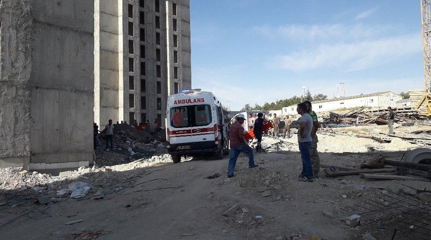 İnşaattan Düşen İşçi Ağır Yaralandı