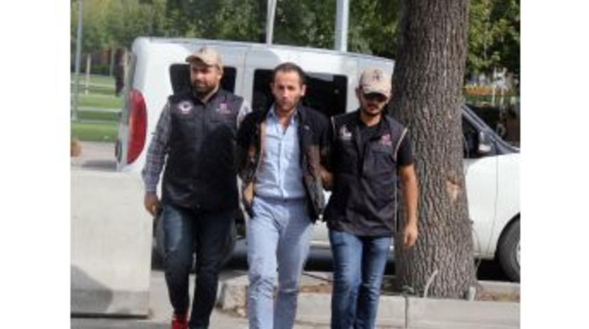 Pkk Propagandası Yapan Askere G&ouml;zaltı