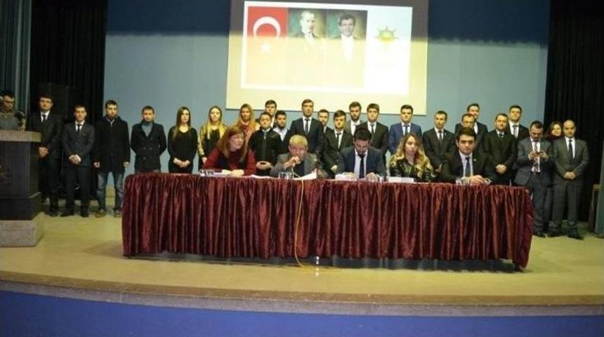 Ak Parti Karesi Gen&ccedil;lik Kolları Olağan Kongresi