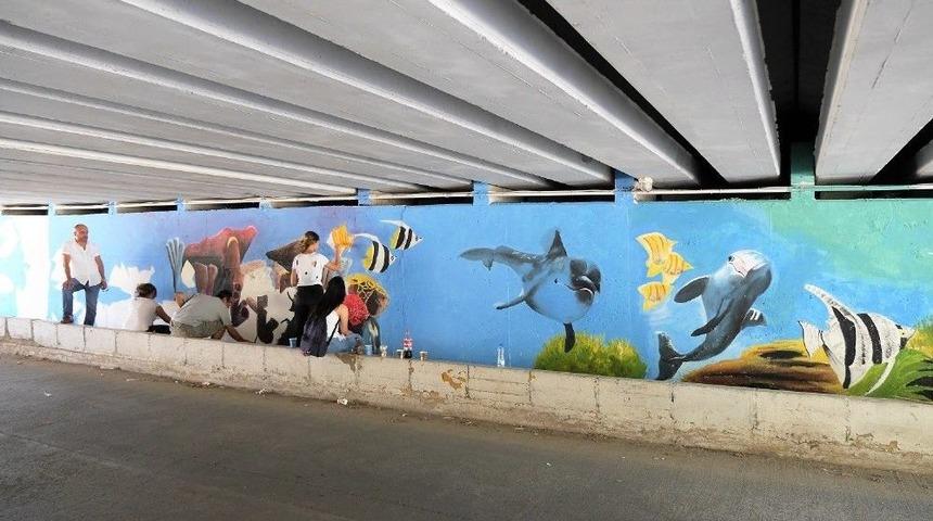 Başiskele&rsquo;de Alt Ge&ccedil;itler Renkleniyor