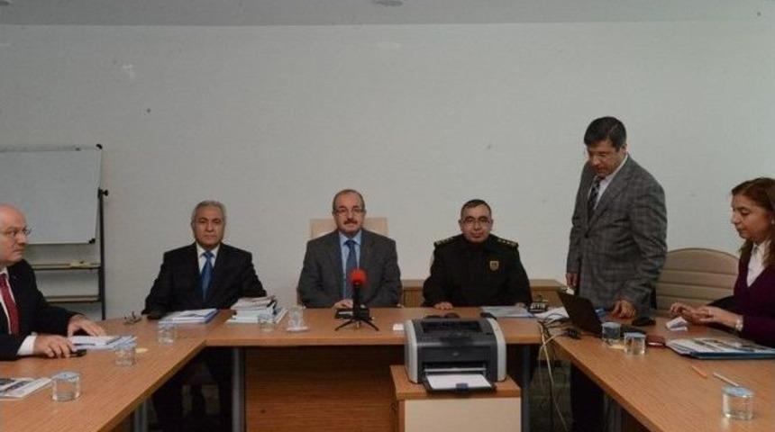 Denizli&rsquo;de Uyuşturucu Ve Madde Bağımlılığının &Ouml;nlenmesi İ&ccedil;in Toplantı Yapıldı