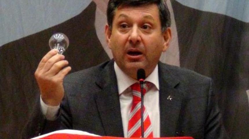Mhp Rize İl Başkanı'ndan Elektrik Kesintilerine Ampull&uuml; Protesto
