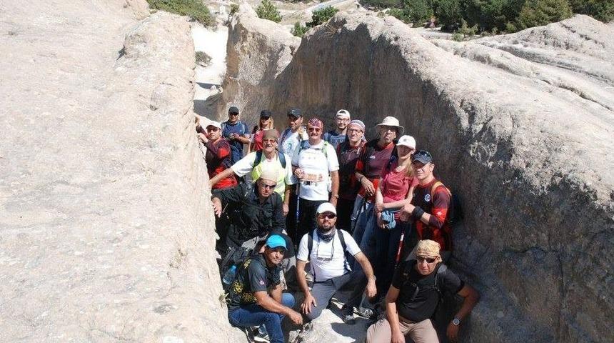 Afdos &Uuml;yeleri Frig Yolu&rsquo;nda Y&uuml;r&uuml;d&uuml;