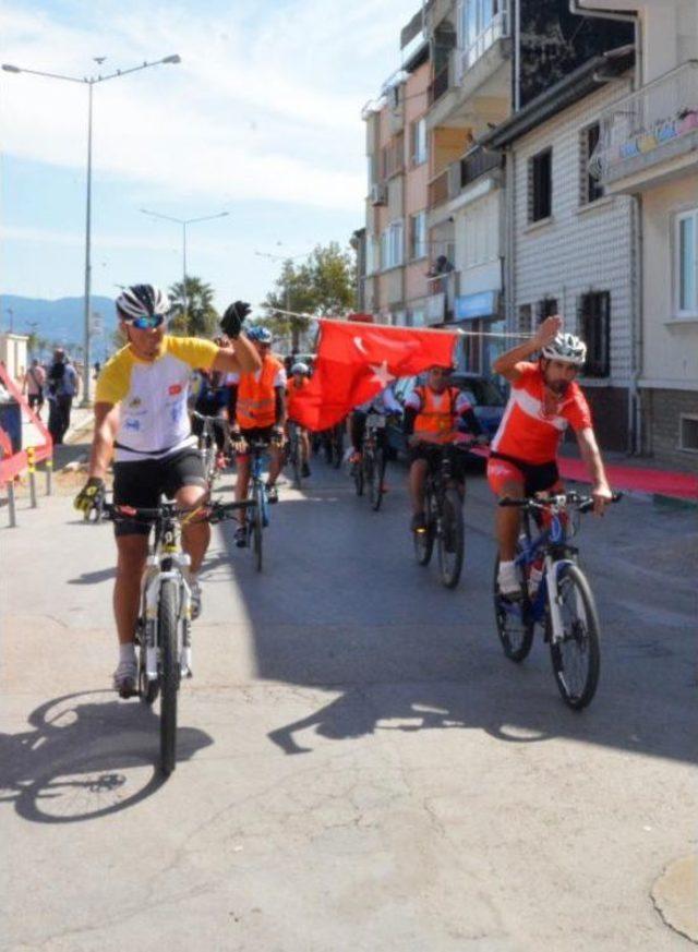 Bursa da Pedallar Çevre Için Çevrildi 1