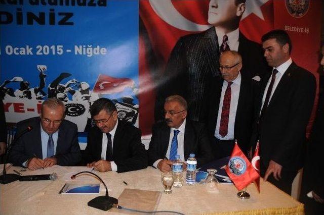 Belediye-iş Sendikasından G&ouml;rkemli Kongre 1