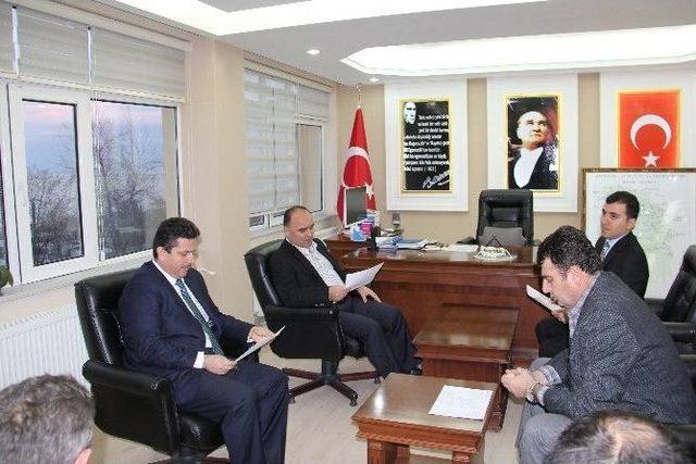 Vali G&uuml;naydın&rsquo;dan Kar Mesaisi 1
