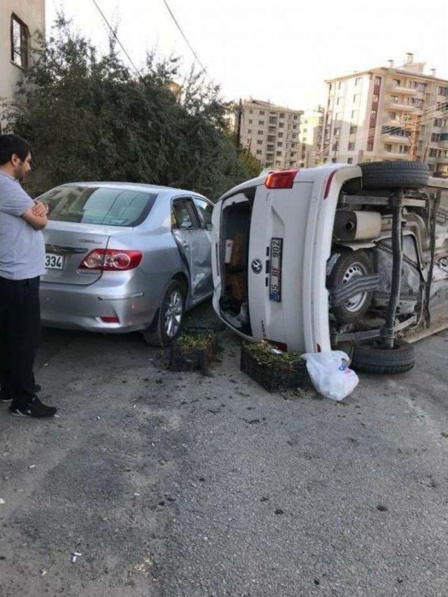 Van’da Trafik Kazası; 1 Yaralı