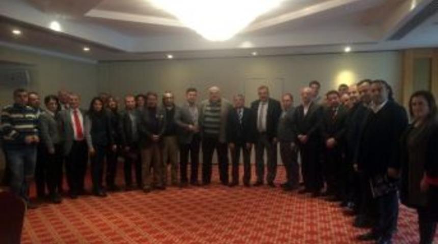 Tire S&uuml;t&rsquo;ten &Ccedil;ifte Kutlama