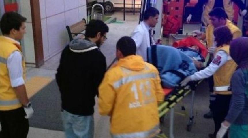 4 Yaşındaki &Ccedil;ocuk Kazayla 4 Aylık Kardeşini &Ouml;ld&uuml;rd&uuml;, Annesini Yaraladı