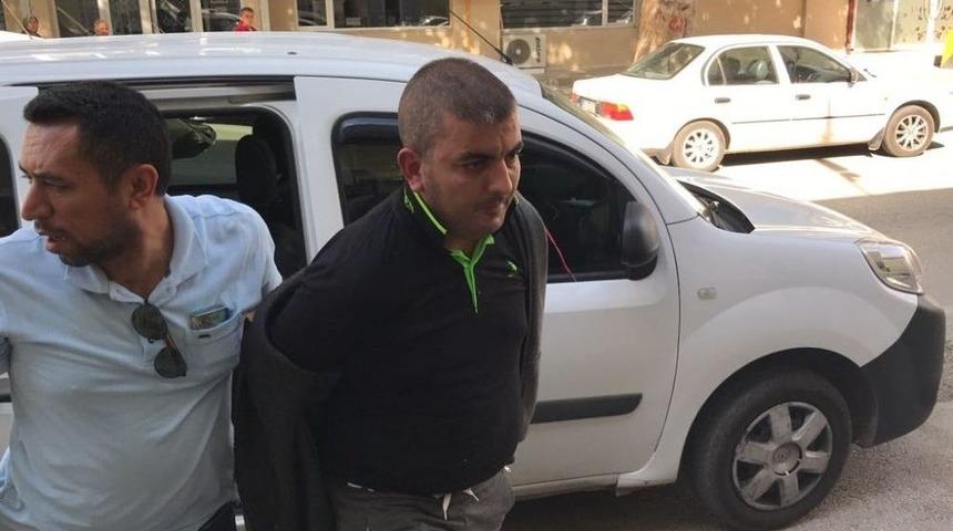 &Ccedil;alıntı Ara&ccedil;la Ka&ccedil;an 2 Ş&uuml;pheli Kıskıvrak Yakalandı