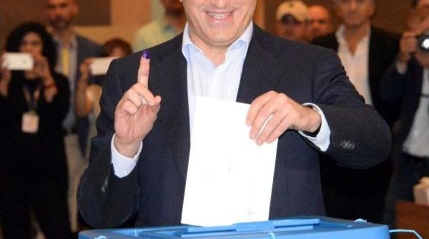 Ne&ccedil;irvan Barzani: Referandum 26 Eyl&uuml;l'de K&uuml;rdistan Devletini Ilan Edeceğimiz Anlamına Gelmiyor (2)