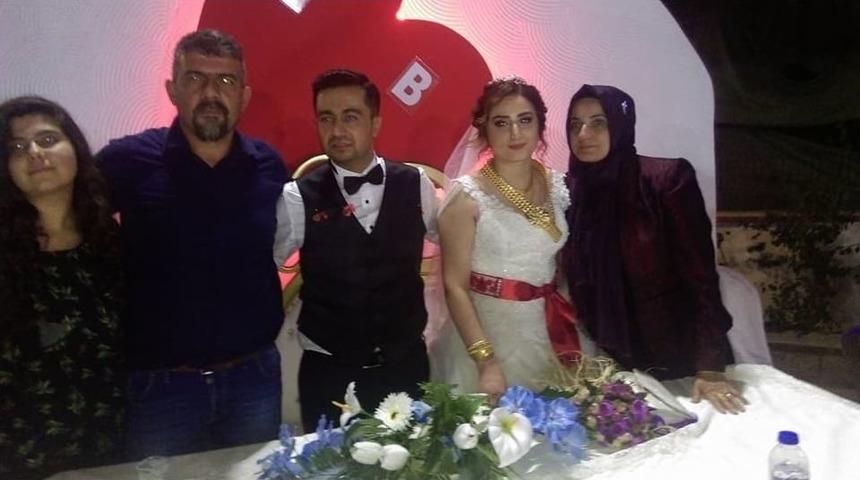 Ak Parti Ve Mhpli Başkanlar El Ele Halay &Ccedil;ekti