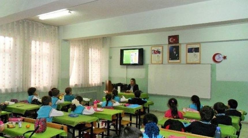 İlkokul &Ouml;ğrencilerine G&uuml;venilir Gıda Ve Sağlıklı Beslenme Anlatıldı