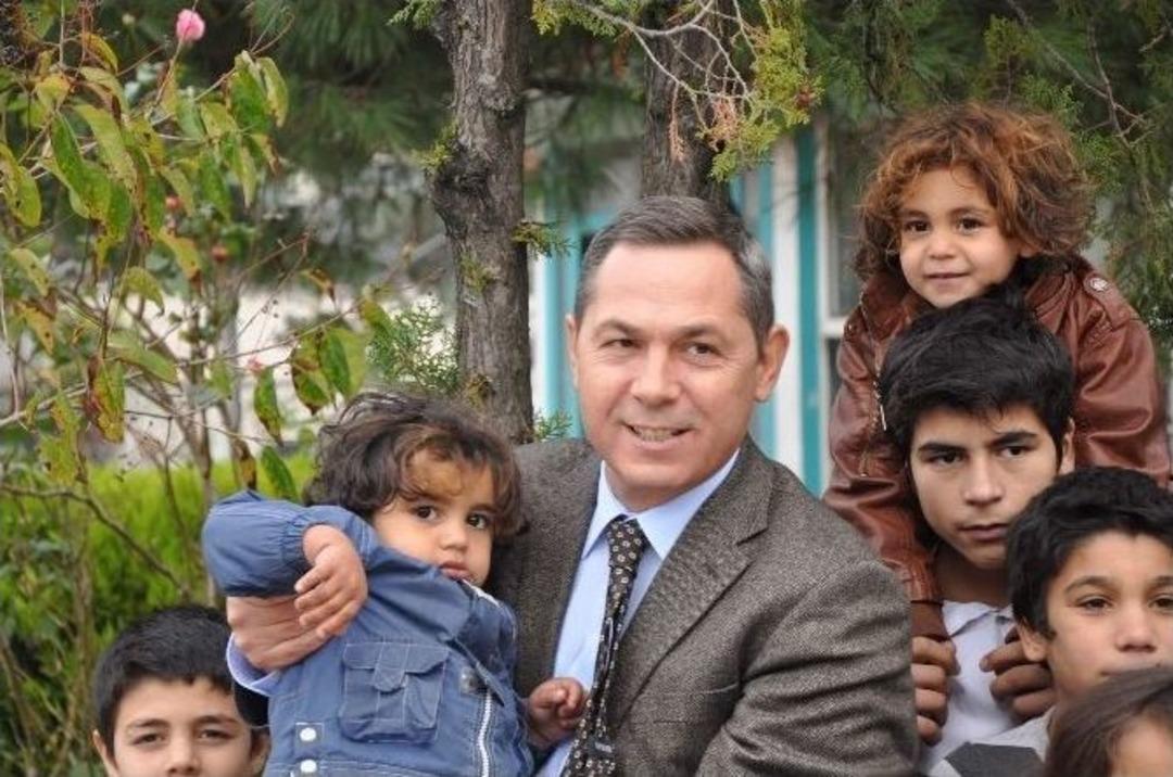 Başkan Uysal&rsquo;dan &lsquo;masum Eller Kirlenmesin&rsquo; Projesine Destek