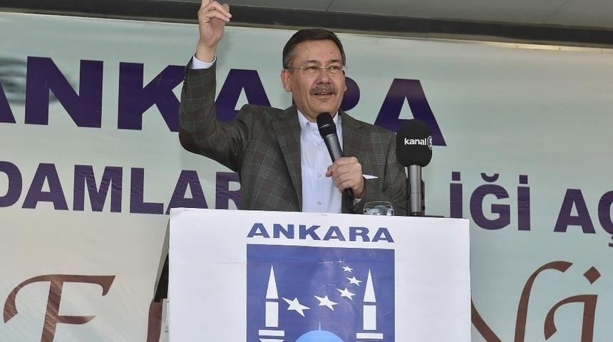 Başkan G&ouml;k&ccedil;ek, Ankara&rsquo;daki &Ccedil;orumlu İş Adamlarıyla Bir Araya Geldi