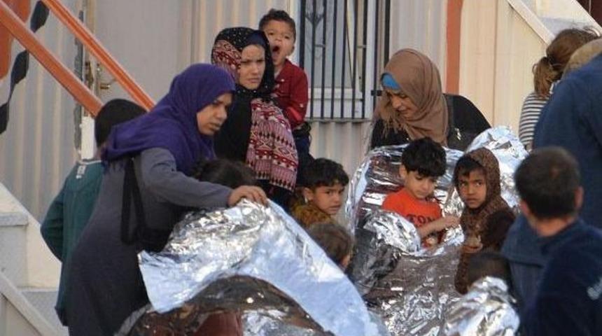 Dikili'de 113 Ka&ccedil;ak Yakalandı