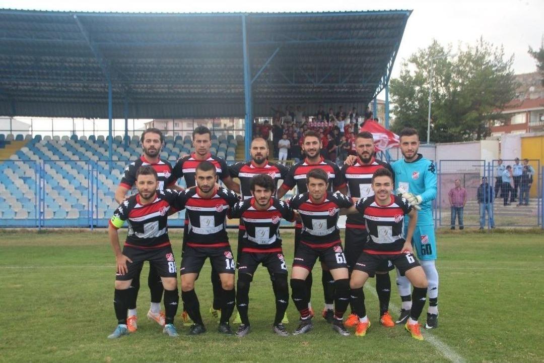 Bilecikspor İlk Hafta Rahat Kazandı