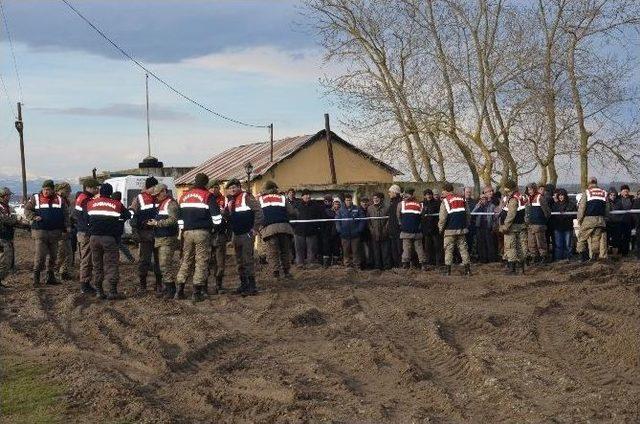 Gölde Kaybolan 4 Kişinin Arama Çalışmaları Devam Ediyor 2