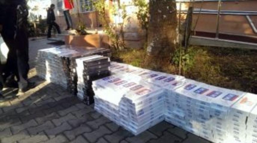 Adana&rsquo;da 21 Bin 310 Paket Ka&ccedil;ak Sigara Ele Ge&ccedil;irildi