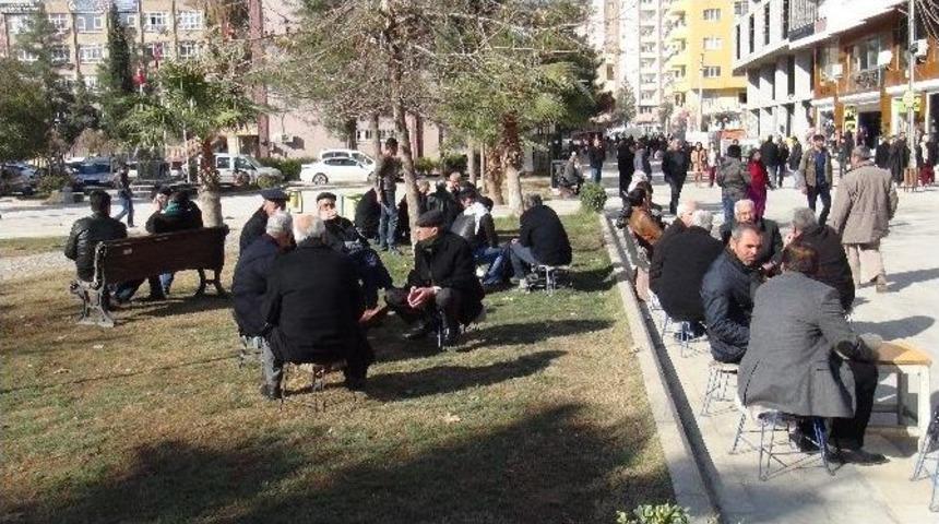 Kızıltepe, Bahardan Kalma G&uuml;nler Yaşıyor