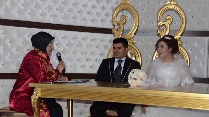 Meram&rsquo;da 2014&rsquo;te 2 Bin 637 Nikah Kıyıldı