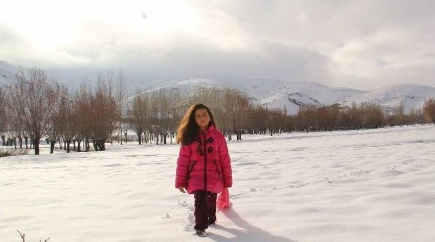 Malatya&rsquo;da Kar Yolları Kapattı