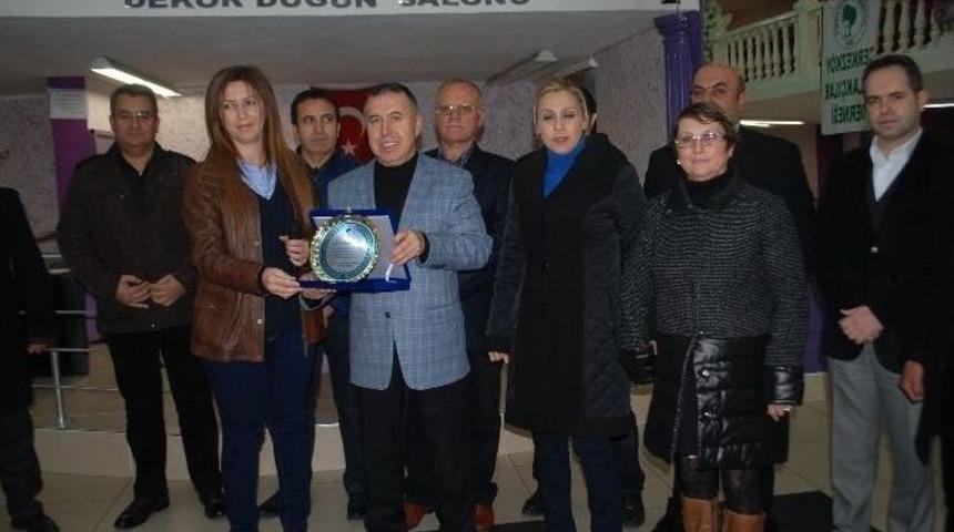 &Ccedil;erkezk&ouml;y Emlak&ccedil;ılar Derneği&rsquo;nde &rsquo;tavan&rsquo; D&ouml;nemi