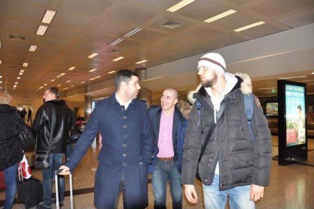 Bjk'nın Yeni Transferi Milosevic İstanbul'da