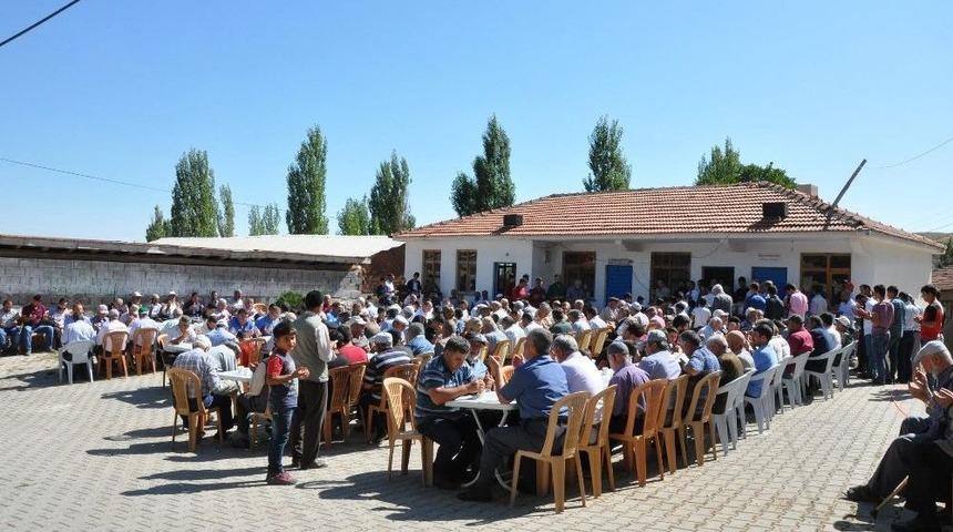 Sorgun&rsquo;da K&ouml;yl&uuml;ler Yağmur Duasına &Ccedil;ıktı