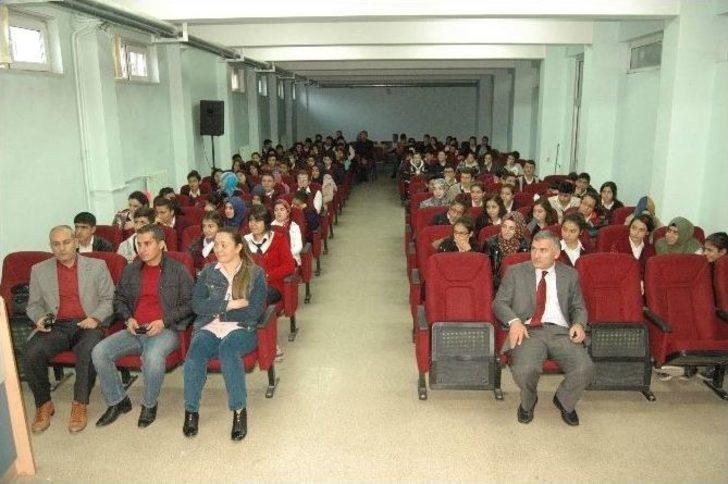 Lise Öğrencilerine Madde Bağımlılığı Semineri